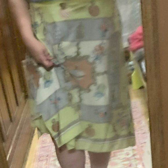 Silk skirt - Picture 2 of 2